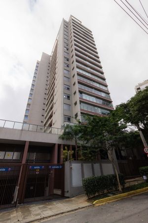 Image 32 - 872110