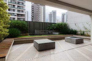 Image 42 - 872110