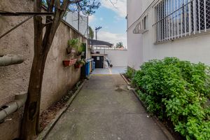 Image 50 - 747715