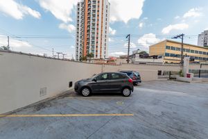 Image 31 - 747715