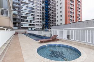 Image 39 - 926570