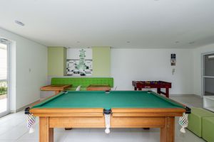 Image 62 - 926570
