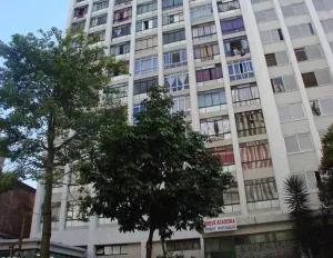 Image 20 - 866205