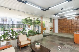 Image 15 - 866052