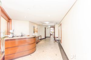Image 27 - 203712