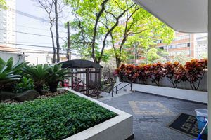 Image 31 - 848070