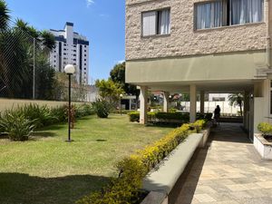 Image 24 - 926215
