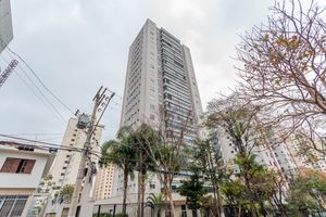 Image 16 - 875111