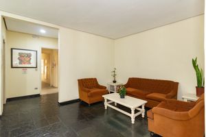Image 33 - 872045
