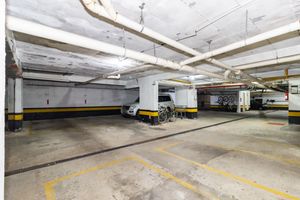 Image 36 - 872045