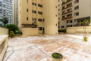 Image 33 - 857011