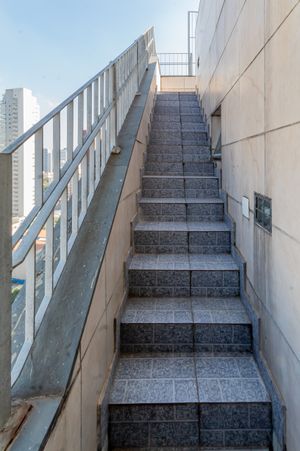 Image 38 - 872721