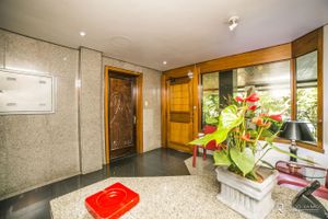 Image 17 - 227462