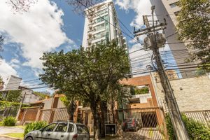 Image 1 - 358