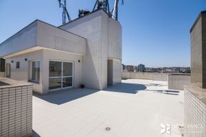 Image 9 - 3582