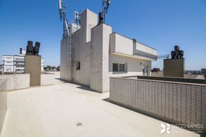 Image 11 - 3582