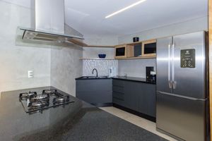 Image 30 - 868339