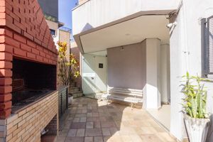 Image 23 - 885165