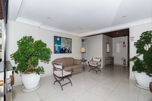 Image 39 - 918201