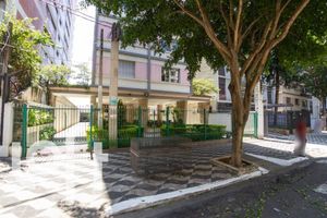 Image 17 - 897784