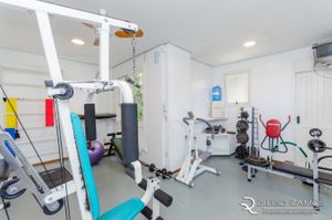 Image 35 - 208734
