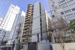 Image 17 - 858407