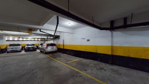 Image 58 - 882555