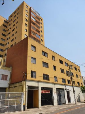 Image 24 - 924640