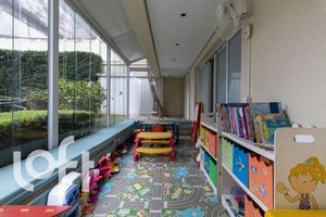 Image 46 - 36982