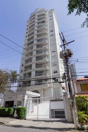 Image 38 - 895546