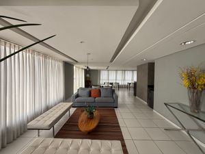 Image 24 - 899228