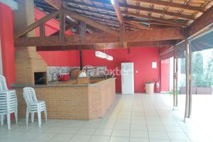 Image 25 - 877480