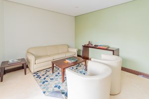 Image 3 - 486851