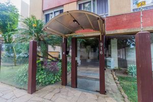 Image 32 - 868919