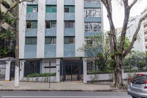 Image 41 - 894526