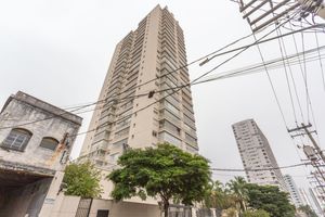 Image 32 - 881167