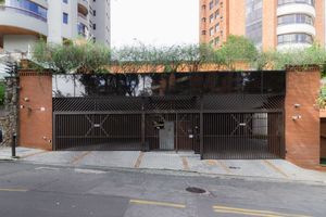Image 71 - 855195