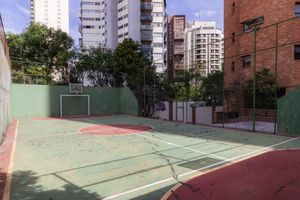 Image 76 - 855195
