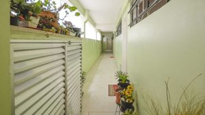 Image 3 - 38002