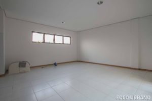 Image 37 - 932137