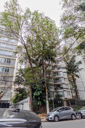 Image 25 - 893804
