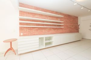Image 30 - 930881