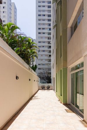 Image 51 - 927470