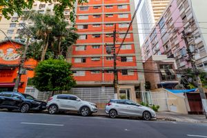 Image 47 - 879356