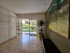 Image 93 - 899828