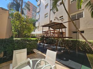Image 95 - 899828