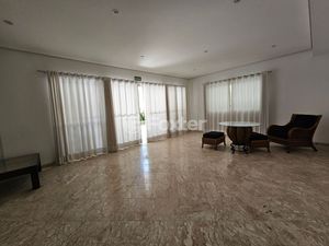 Image 98 - 899828