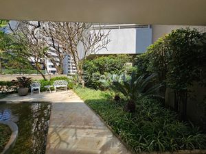 Image 117 - 899828