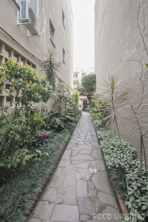 Image 31 - 717329