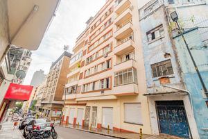 Image 32 - 205355